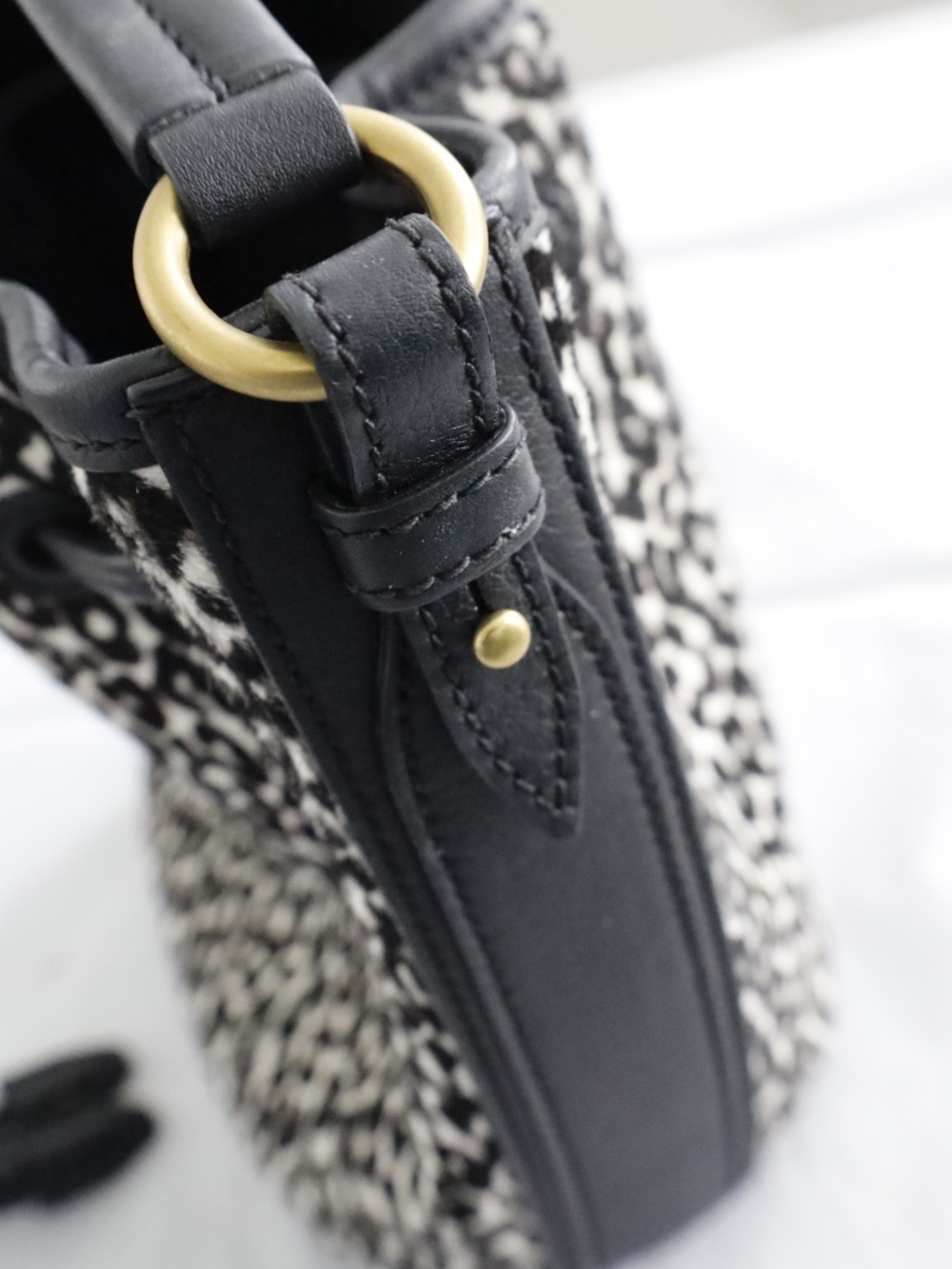 Michael Kors Leopard Print Bucket Bag Black Drawstring Top Handle Purse - Picture 6 of 9